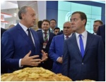 Губернатор Валерий Радаев возглавил делегацию Саратовской области на 19-й Российской выставке «Золотая осень-2017». 