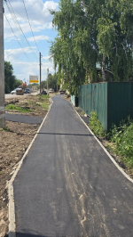 В Дергачевском районе продолжается обновление тротуаров по региональной программе 