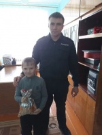 Сотрудники полиции О МВД России в рамках Всероссийской акции Полицейский Дед Мороз