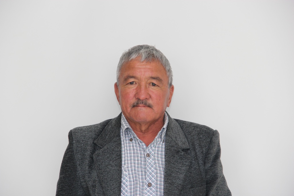 Ахналиев Владимир Жуманович.JPG