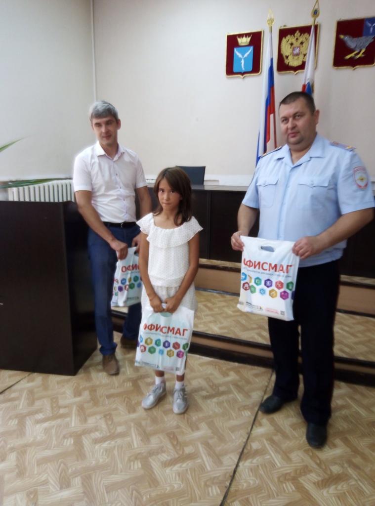 IMG-d52ef317cc4efa42fecd5bb3057be691-V.jpg